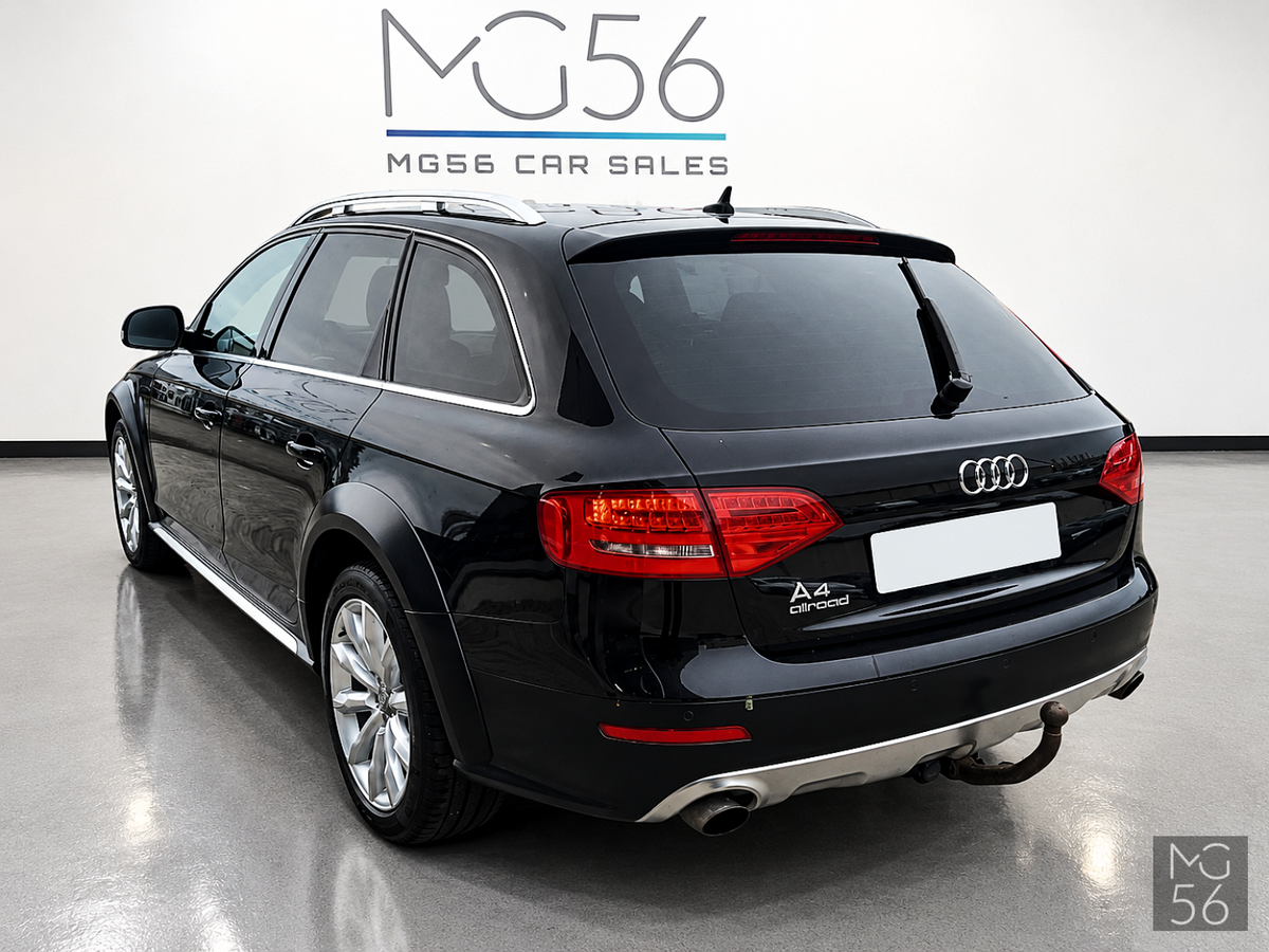 Audi A4 allroad quattro ’Audi Exclusive’ 2.0 TFSI Webasto Phantom Black Pearlescent - Audi