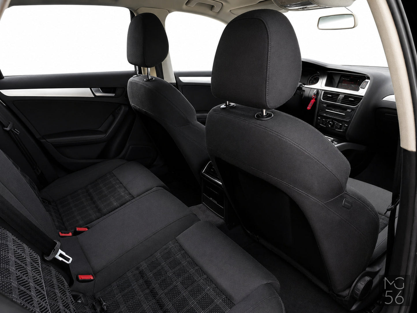 Audi A4 Avant 1.8 2012 TFSI Phantom Black Pearlescent - Audi