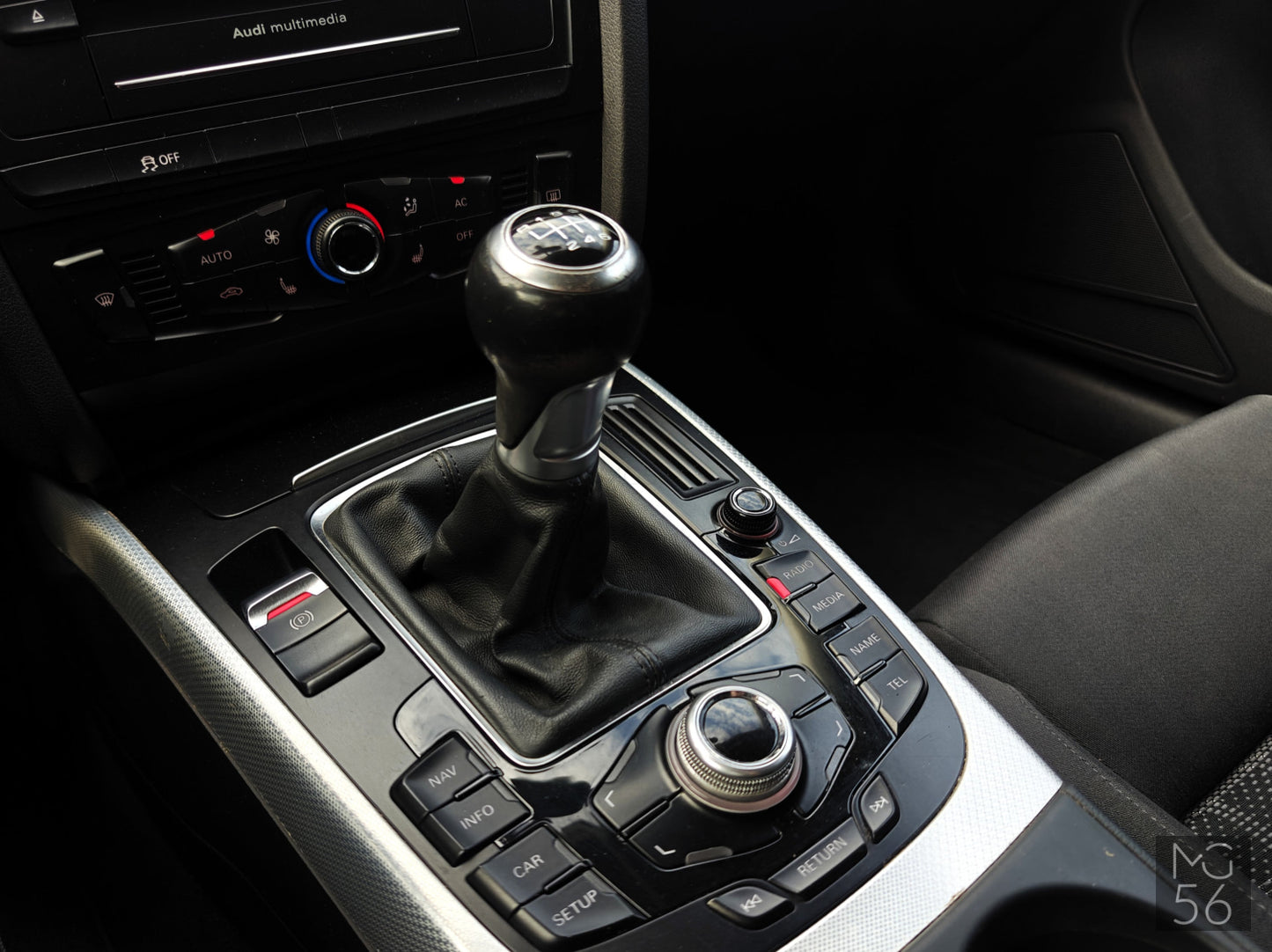 Audi A4 Avant 1.8 2012 TFSI Phantom Black Pearlescent - Audi