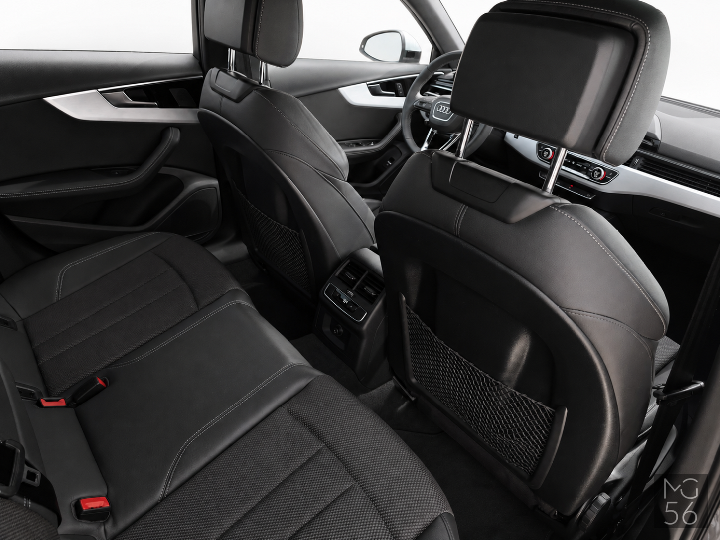 Audi A4 Avant 2.0 TFSI MHEV S line Daytona Grey Pearlescent - Audi