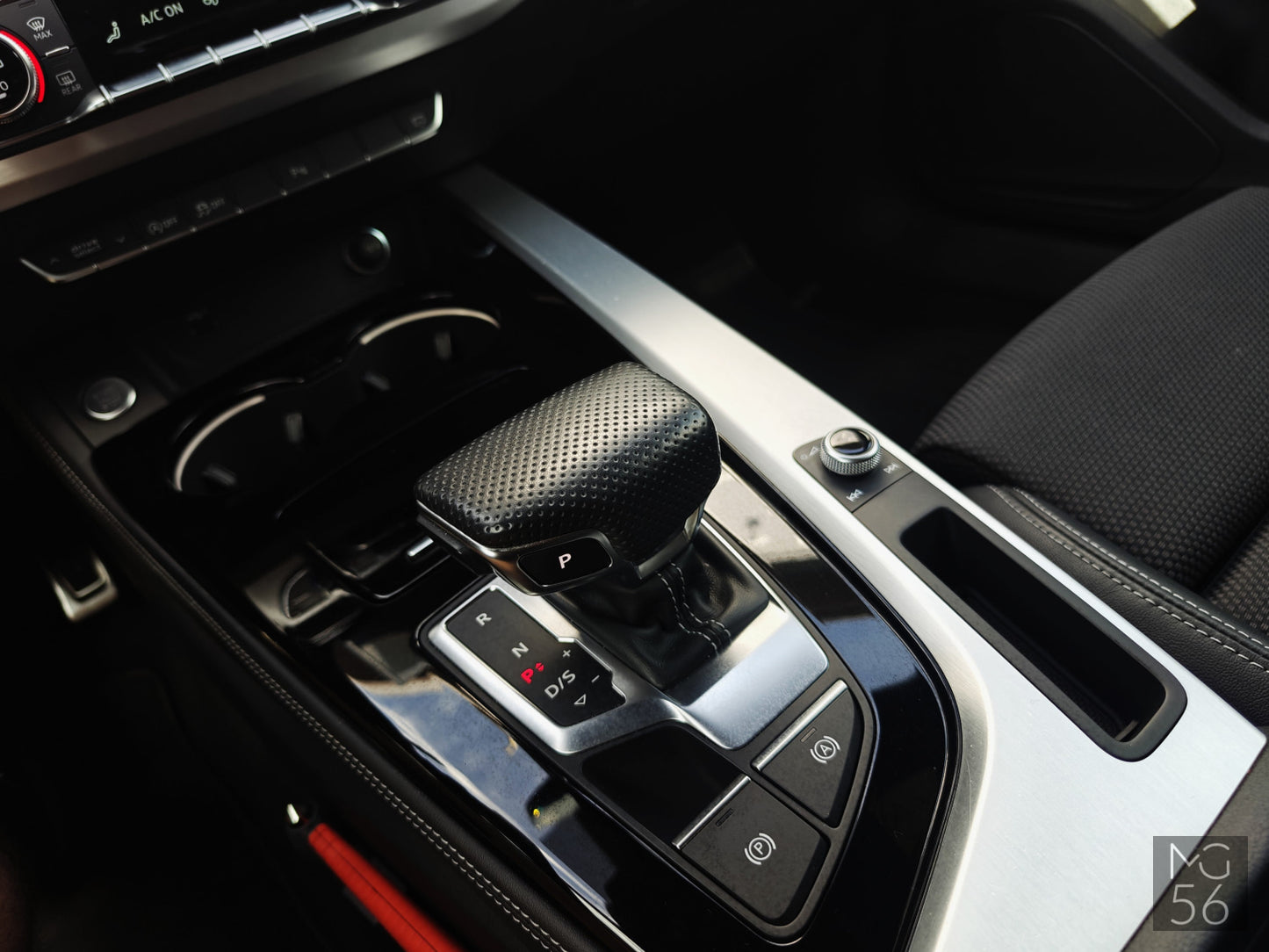 Audi A4 Avant 2.0 TFSI MHEV S line Daytona Grey Pearlescent - Audi
