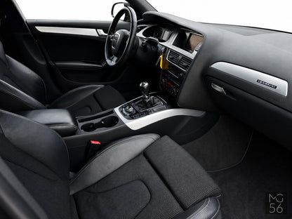 Audi A4 Avant 2.0 TFSI Quattro S line Phantom Black Pearlescent - Audi