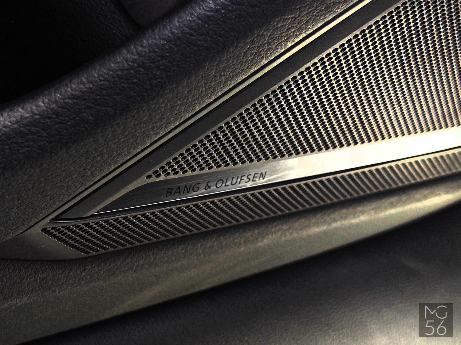 Audi A6 Avant 2.0 TFSI e quattro S line B&O HD Matrix Daytona Grey Pearl Effect - Audi