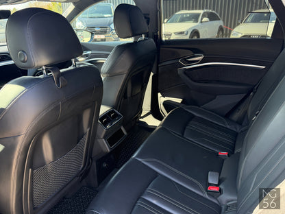 Audi E-Tron 55 Quattro Night Vision Galaxy Blue Metallic - Audi