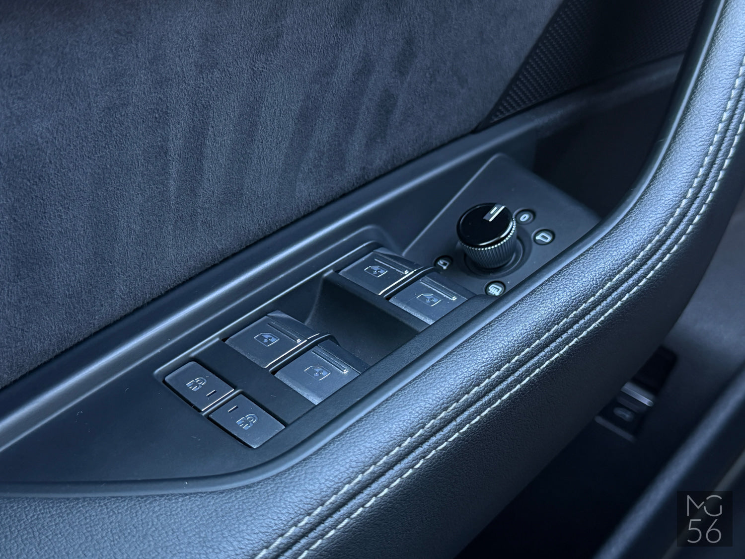 Audi E-Tron 55 Quattro Night Vision Galaxy Blue Metallic - Audi