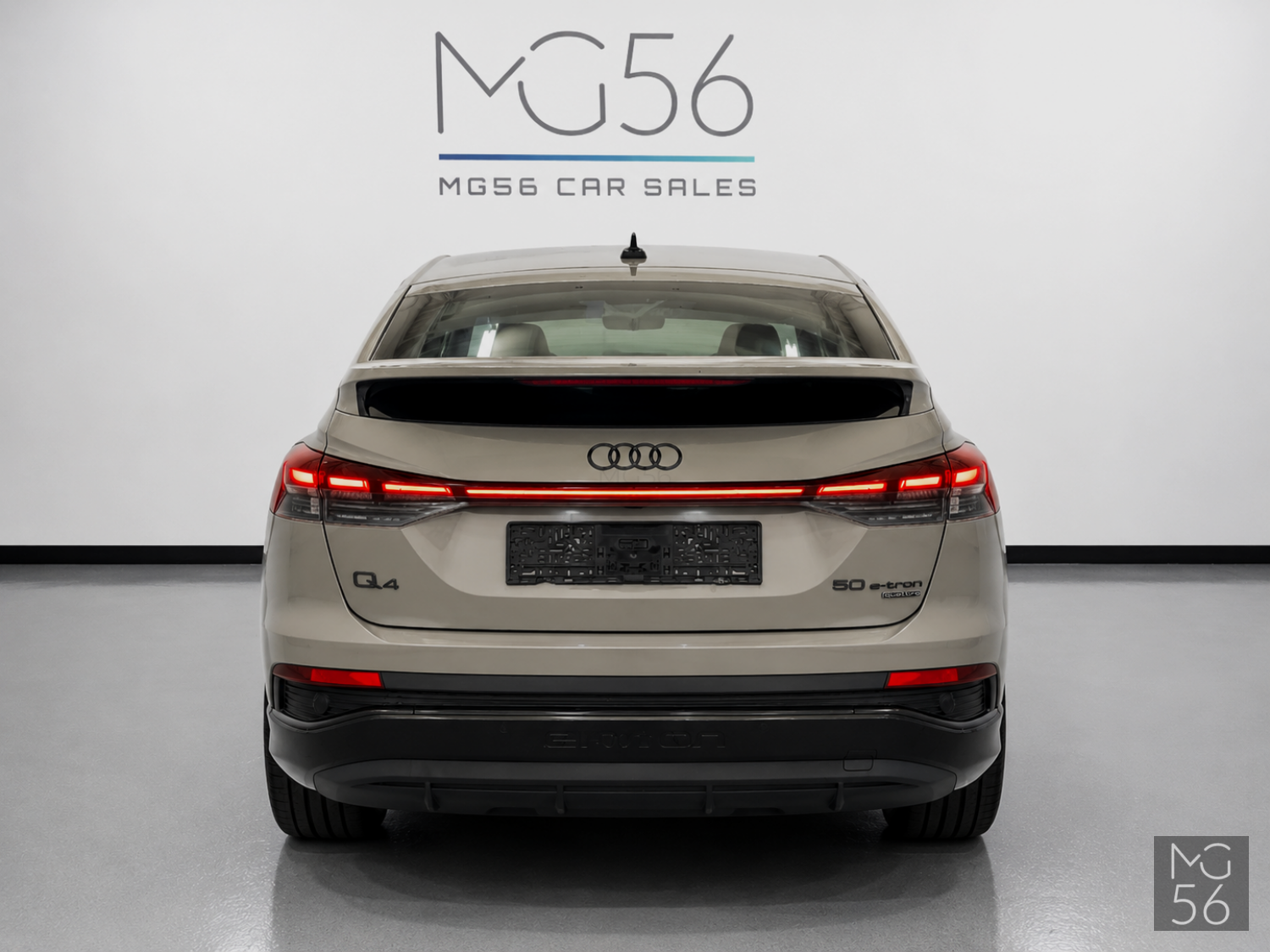 Audi Q4 Sportback 50 E-Tron Quattro Edition One Matrix LED SONOS Typhoon Gray Metallic - Audi