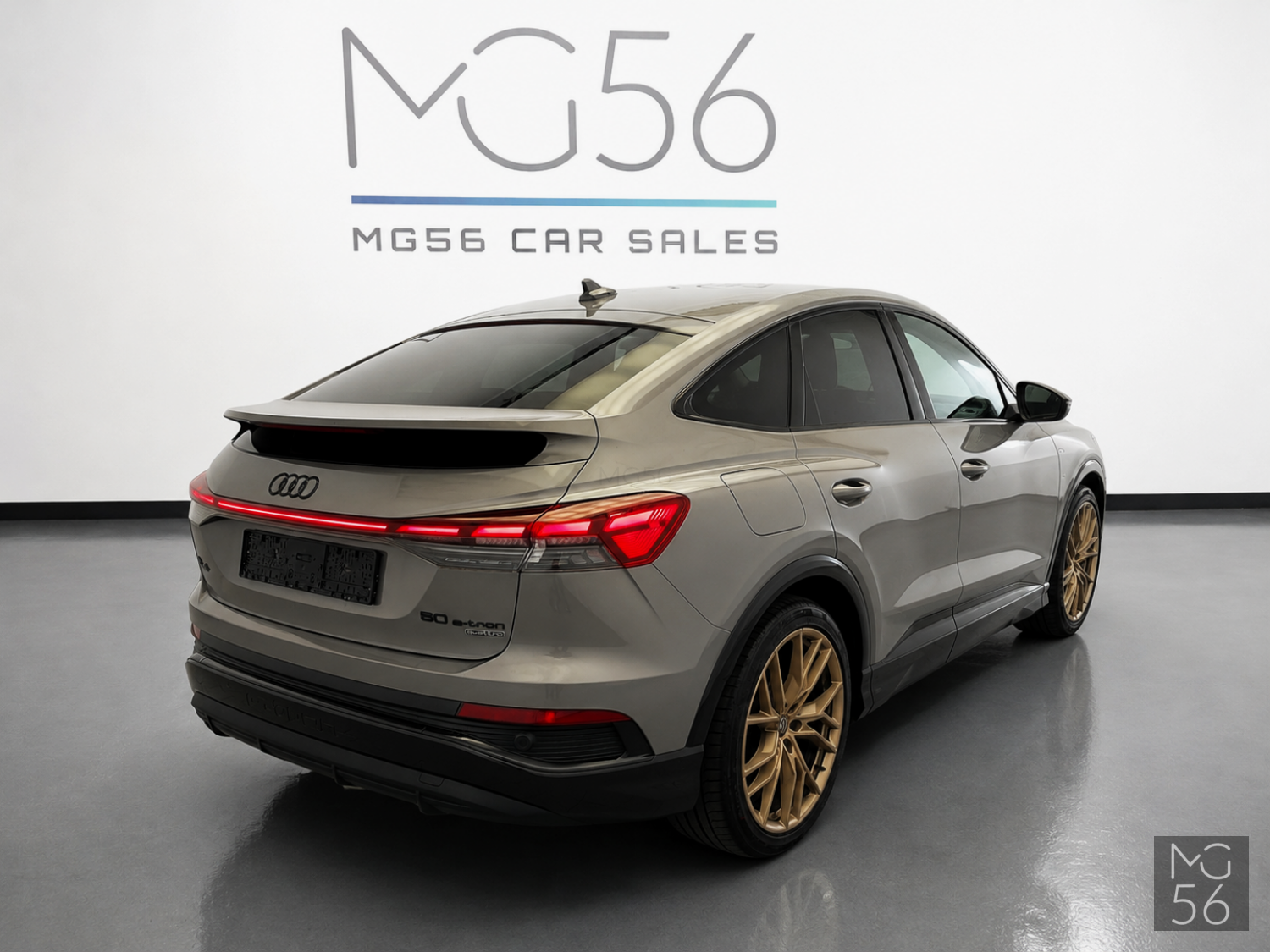 Audi Q4 Sportback 50 E-Tron Quattro Edition One Matrix LED SONOS Typhoon Gray Metallic - Audi