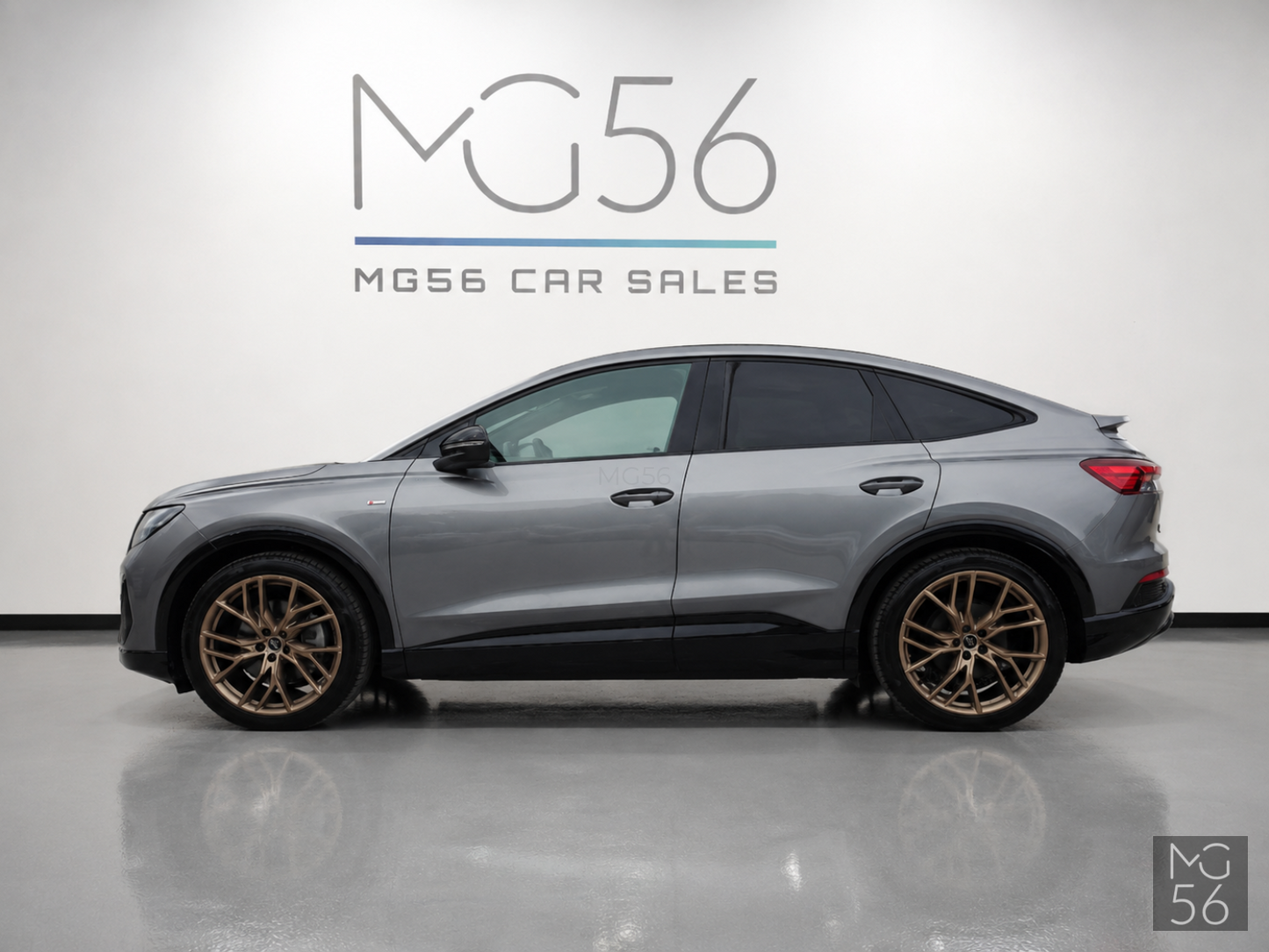 Audi Q4 Sportback 50 E-Tron Quattro Edition One Matrix LED SONOS Typhoon Gray Metallic - Audi