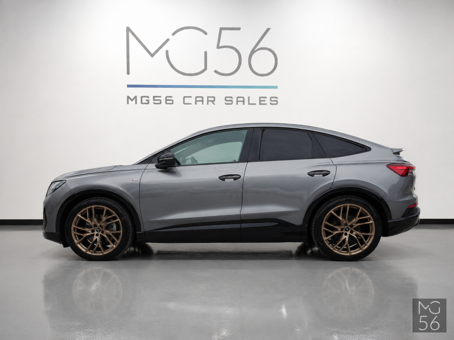 Audi Q4 Sportback 50 E-Tron Quattro Edition One Matrix LED SONOS Typhoon Gray Metallic - Audi