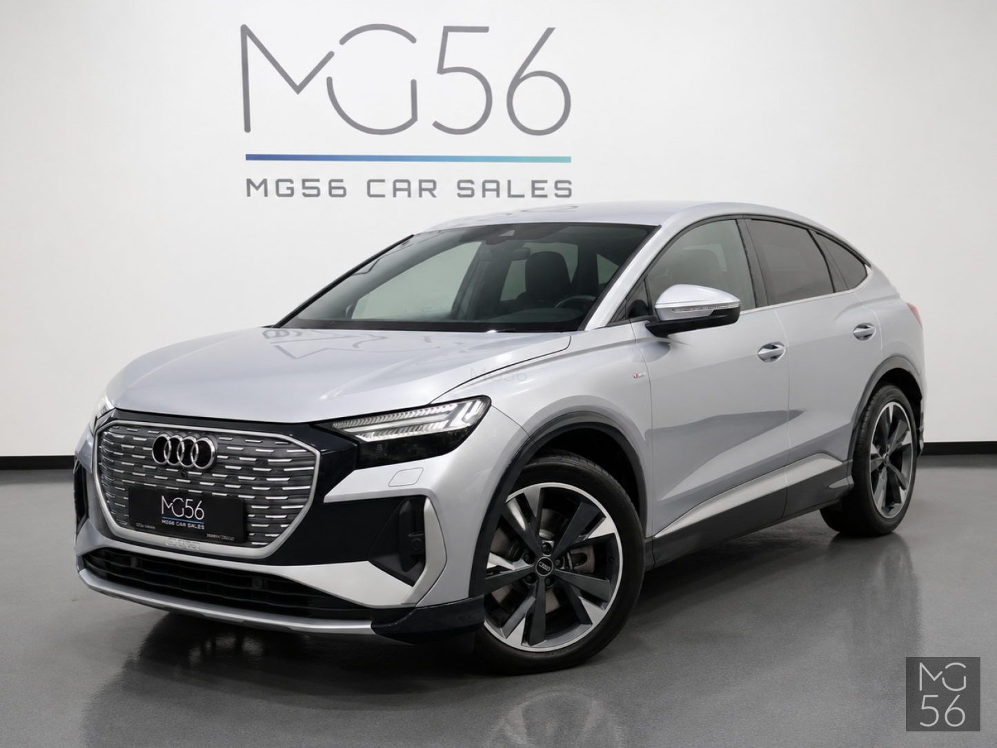 Audi Q4 Sportback 50 E-Tron Quattro S line Full Options Floret Silver Metallic - Audi