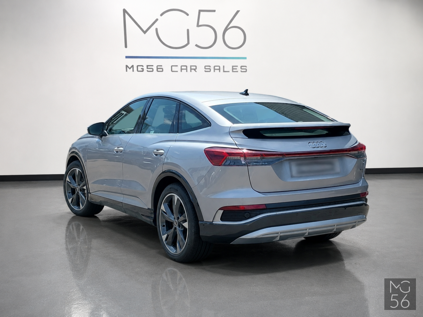 Audi Q4 Sportback 50 E-Tron Quattro S line Full Options Floret Silver Metallic - Audi
