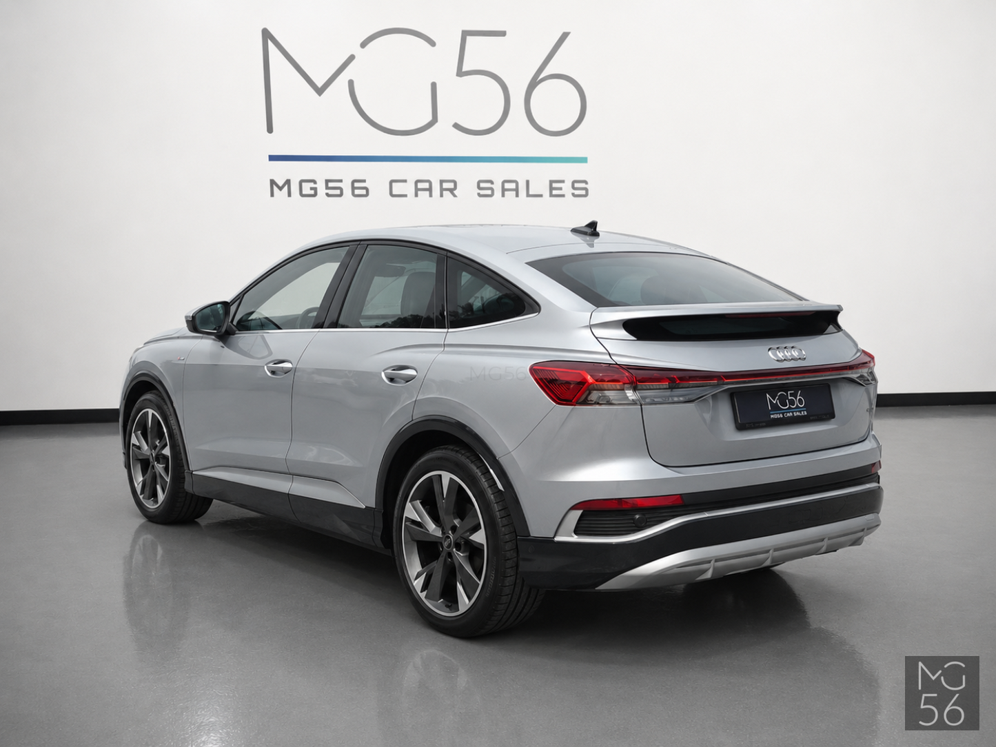 Audi Q4 Sportback 50 E-Tron Quattro S line Full Options Floret Silver Metallic - Audi