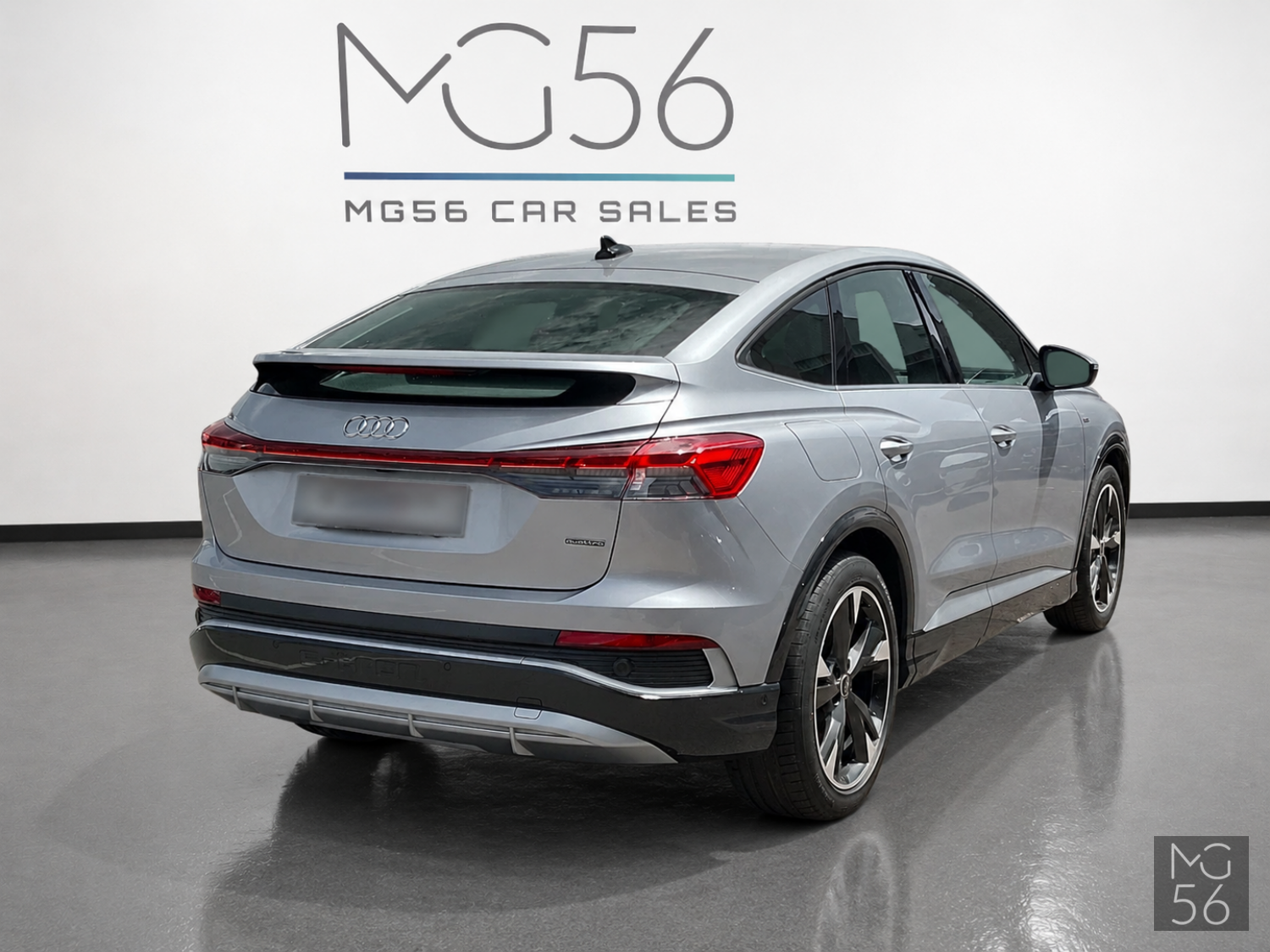 Audi Q4 Sportback 50 E-Tron Quattro S line Full Options Floret Silver Metallic - Audi