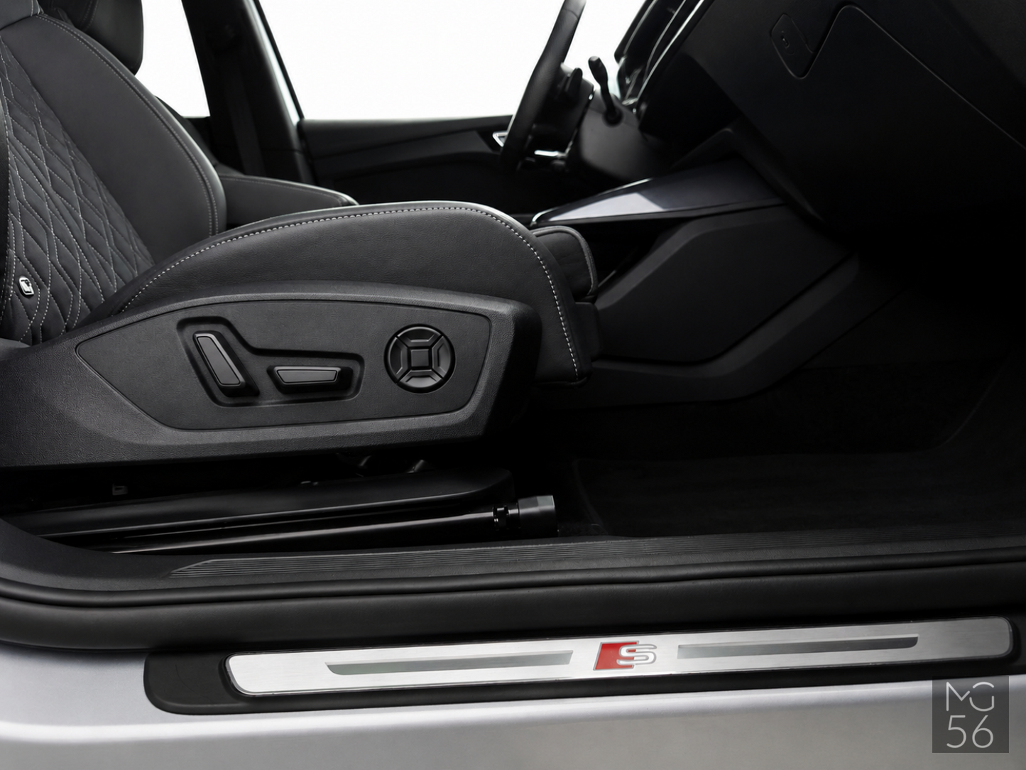 Audi Q4 Sportback 50 E-Tron Quattro S line Full Options Floret Silver Metallic - Audi