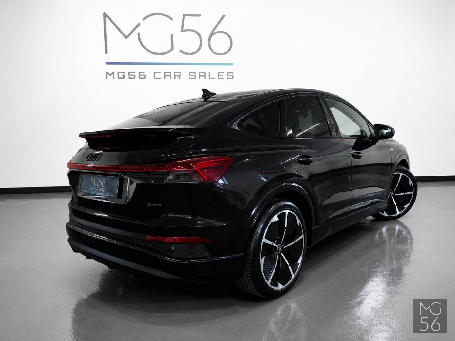 Audi Q4 Sportback 50 E-tron Quattro S line Matrix LED SONOS Mythos Black Metallic - Audi