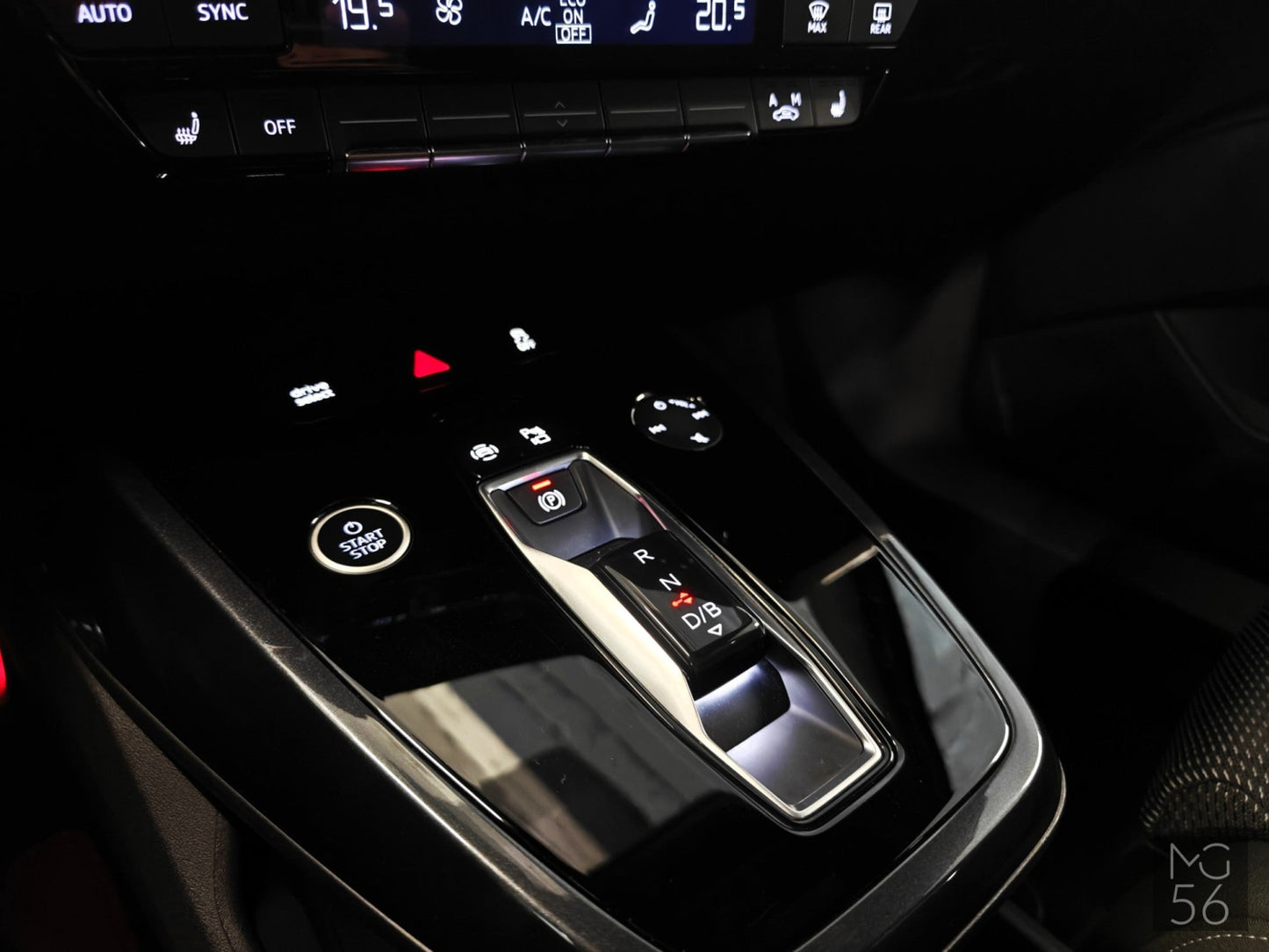 Audi Q4 Sportback 50 E-tron Quattro S line Matrix LED SONOS Mythos Black Metallic - Audi