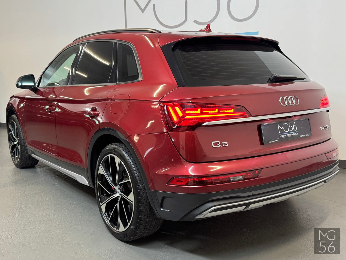 Audi Q5 50 TFSI E-Tron Facelift Quattro Matador Red Metallic Audi