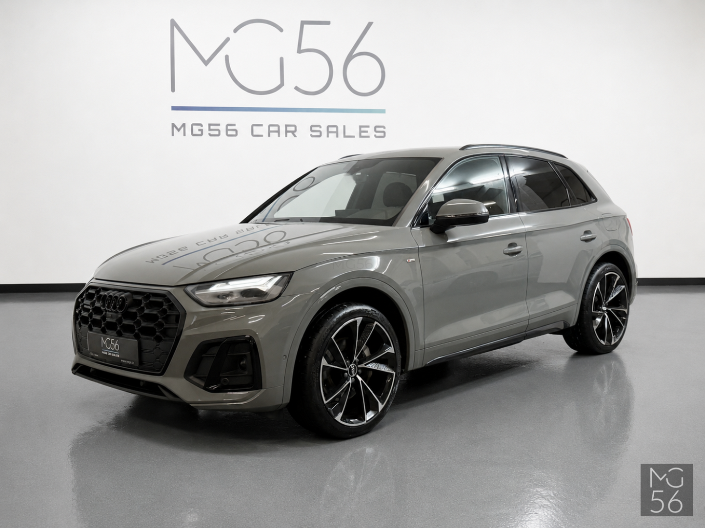 Audi Q5 55 TFSI E-Tron Quattro Facelift S-Line AIRMATIC B&O Quantum Grey - Audi