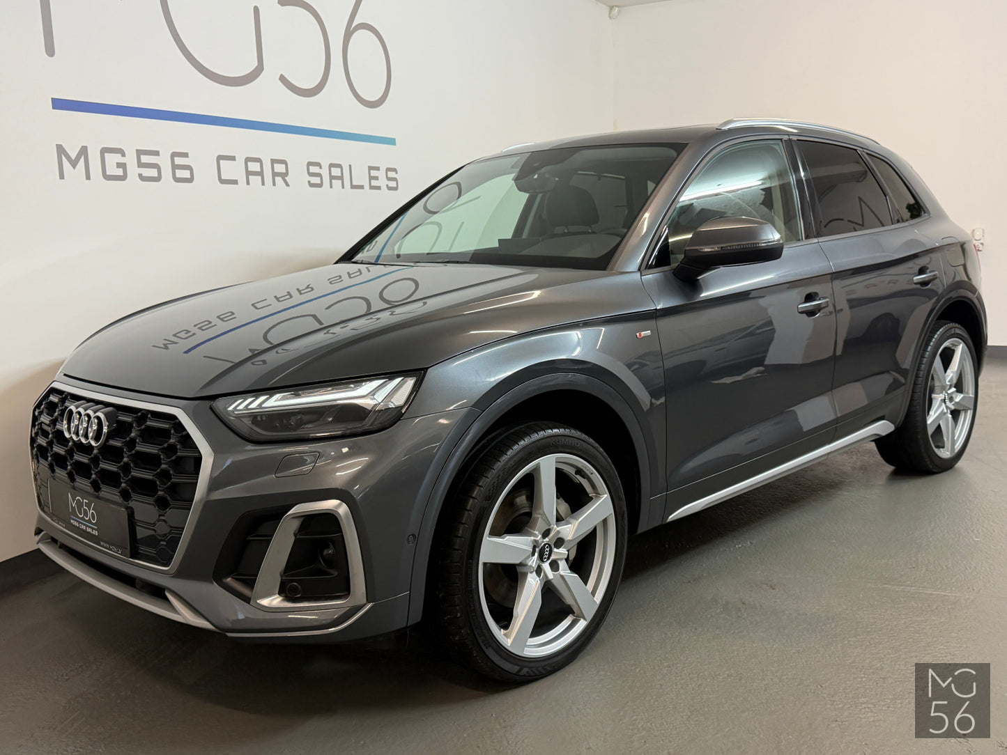 Audi Q5 55 TFSI E-Tron Quattro S-line Daytona Gray Pearl Effect Audi