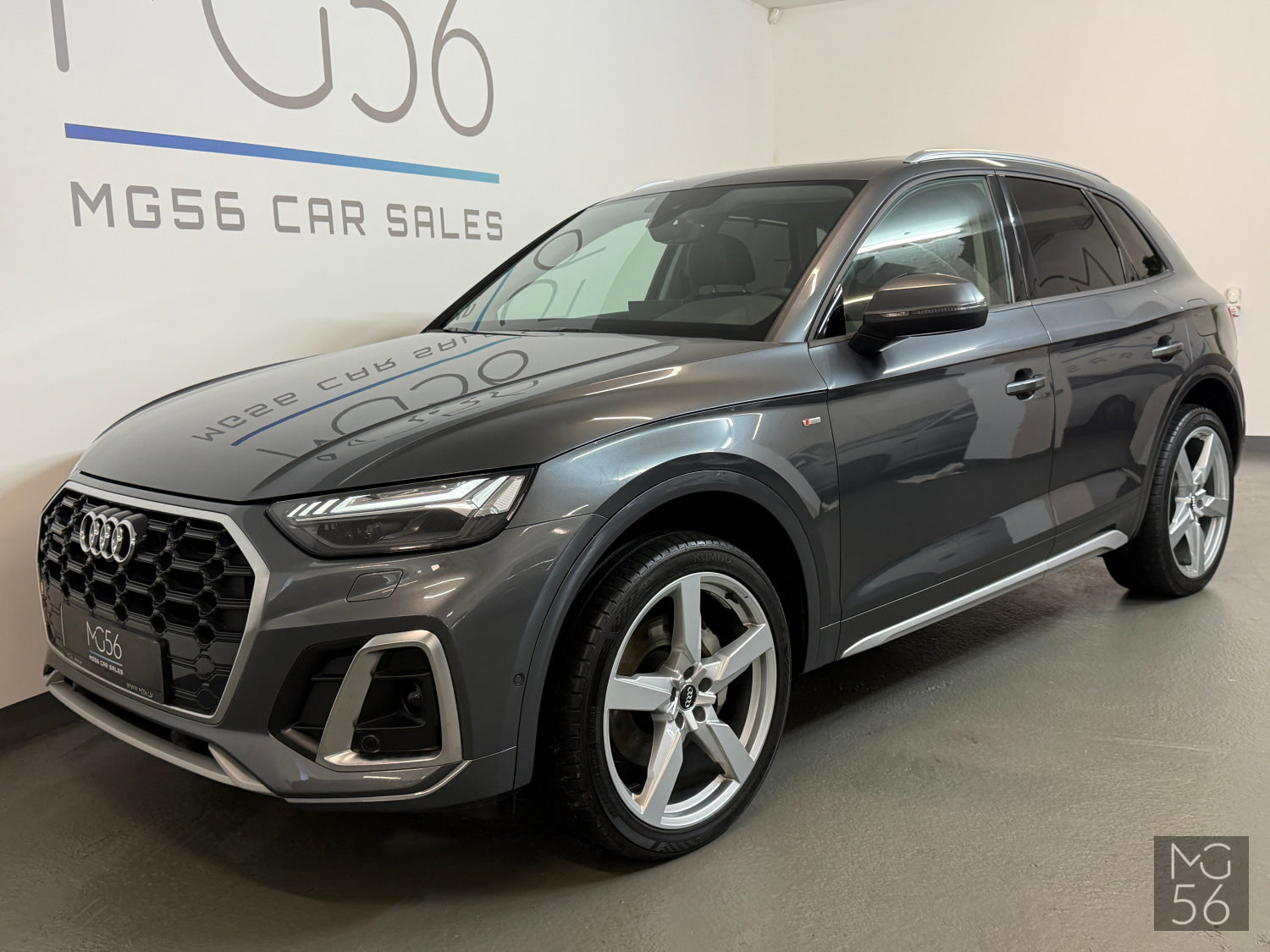 Audi Q5 55 TFSI E-Tron Quattro S-line Daytona Gray Pearl Effect Audi