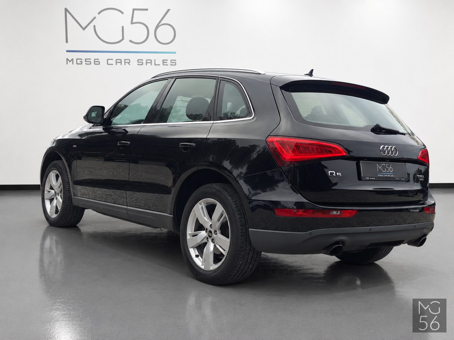 Audi Q5 Facelift 2.0 TFSI Quattro S line Tiptronic Phantom Black Pearl Effect - Audi