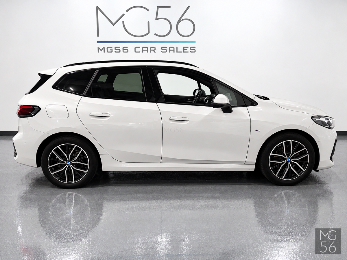 BMW 218i Active Tourer U06 M Sport Harman/Kardon Alpine White III - BMW