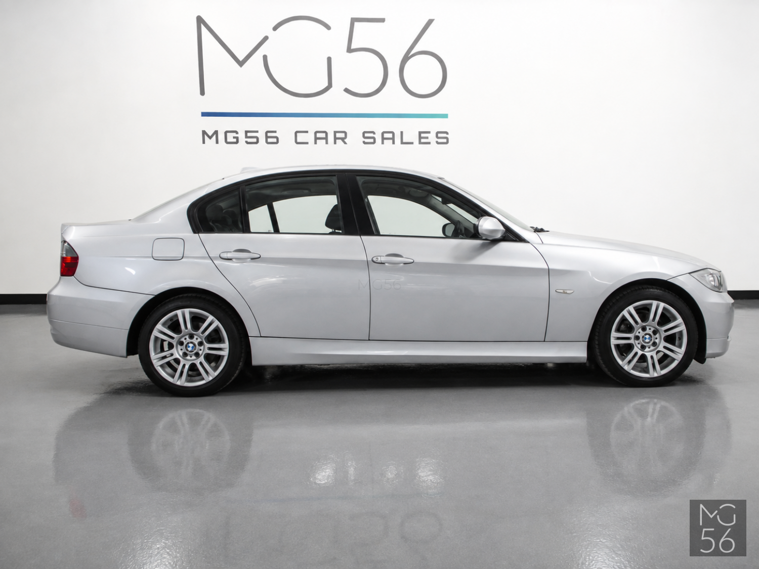 BMW 318i e90 Titan Silver Metallic - BMW