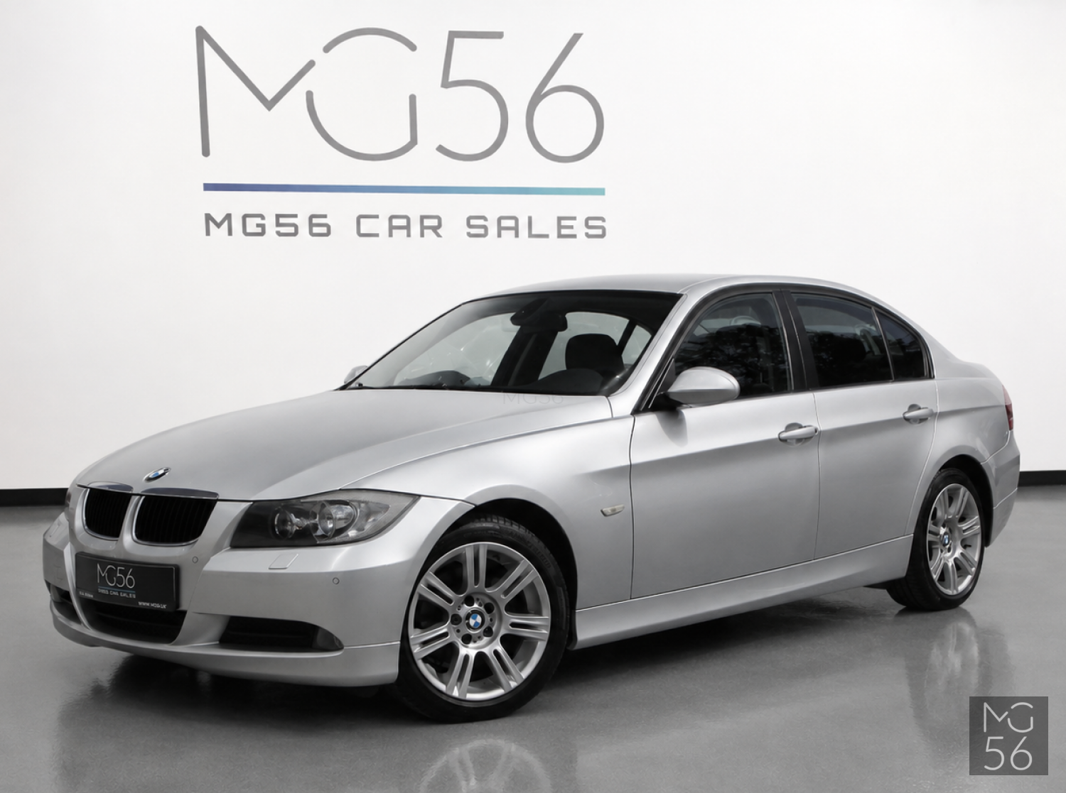 BMW 318i e90 Titan Silver Metallic - BMW