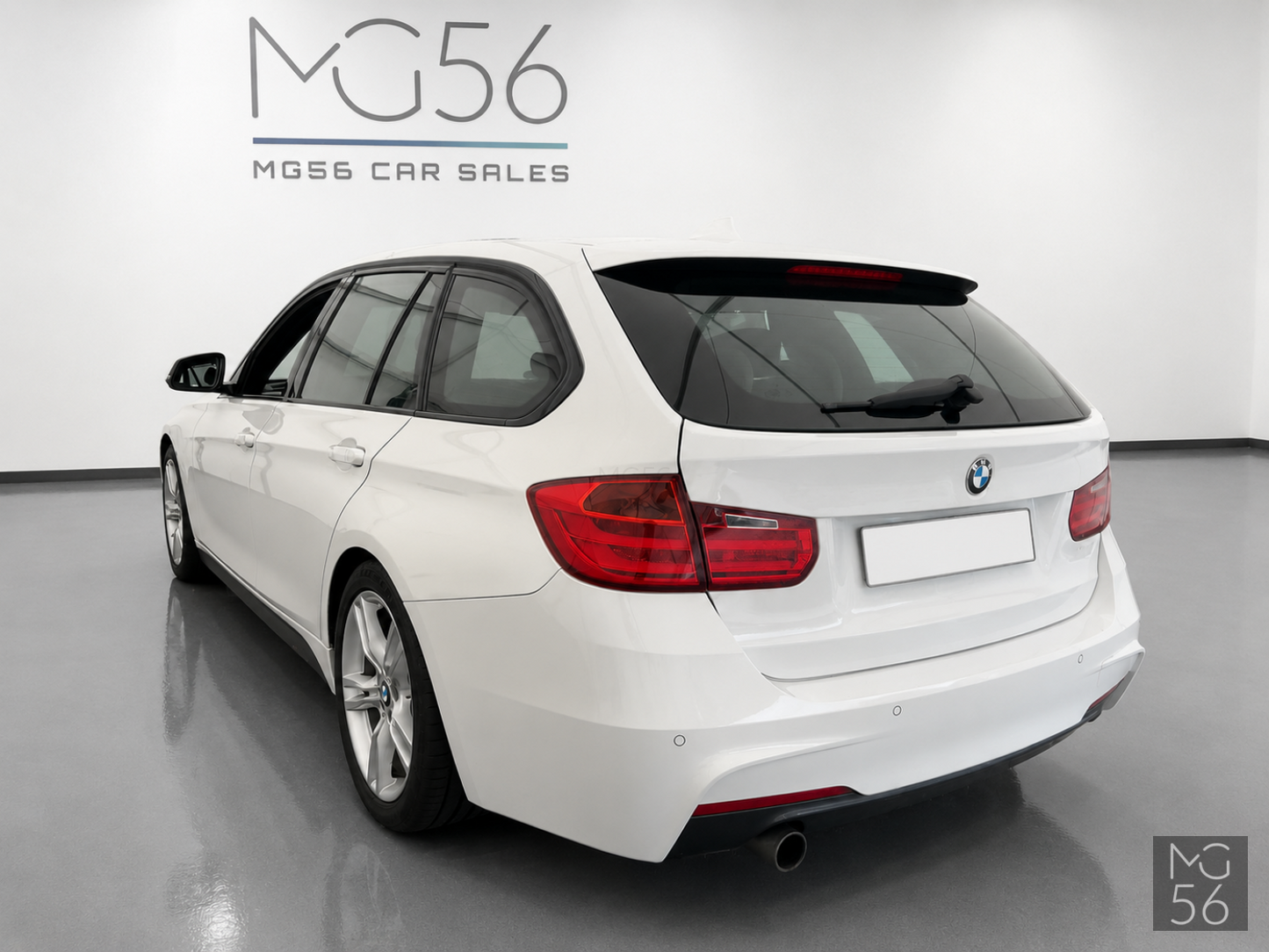BMW 320i Touring F31 M Sport Alcantara Alpine White III - BMW
