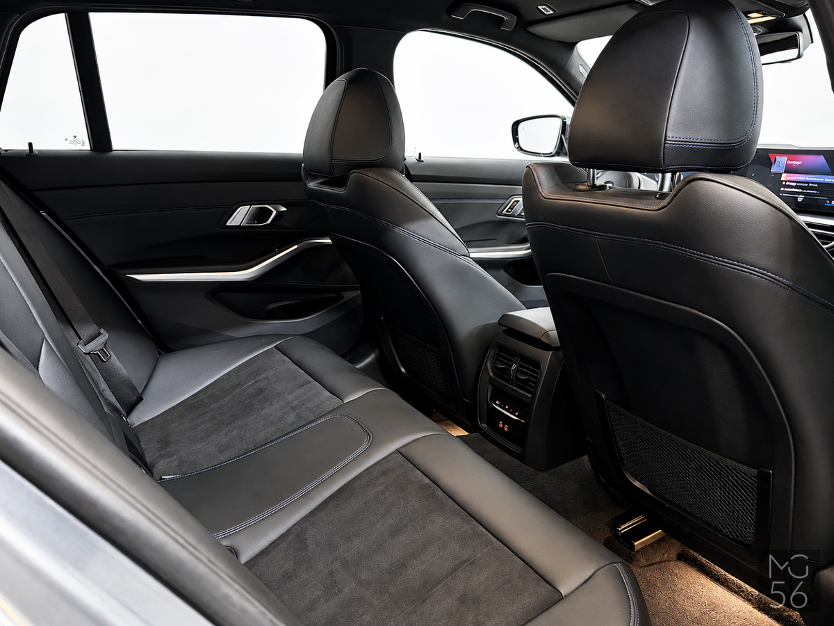 BMW 330E Touring x-Drive M-Sport Package Facelift - BMW