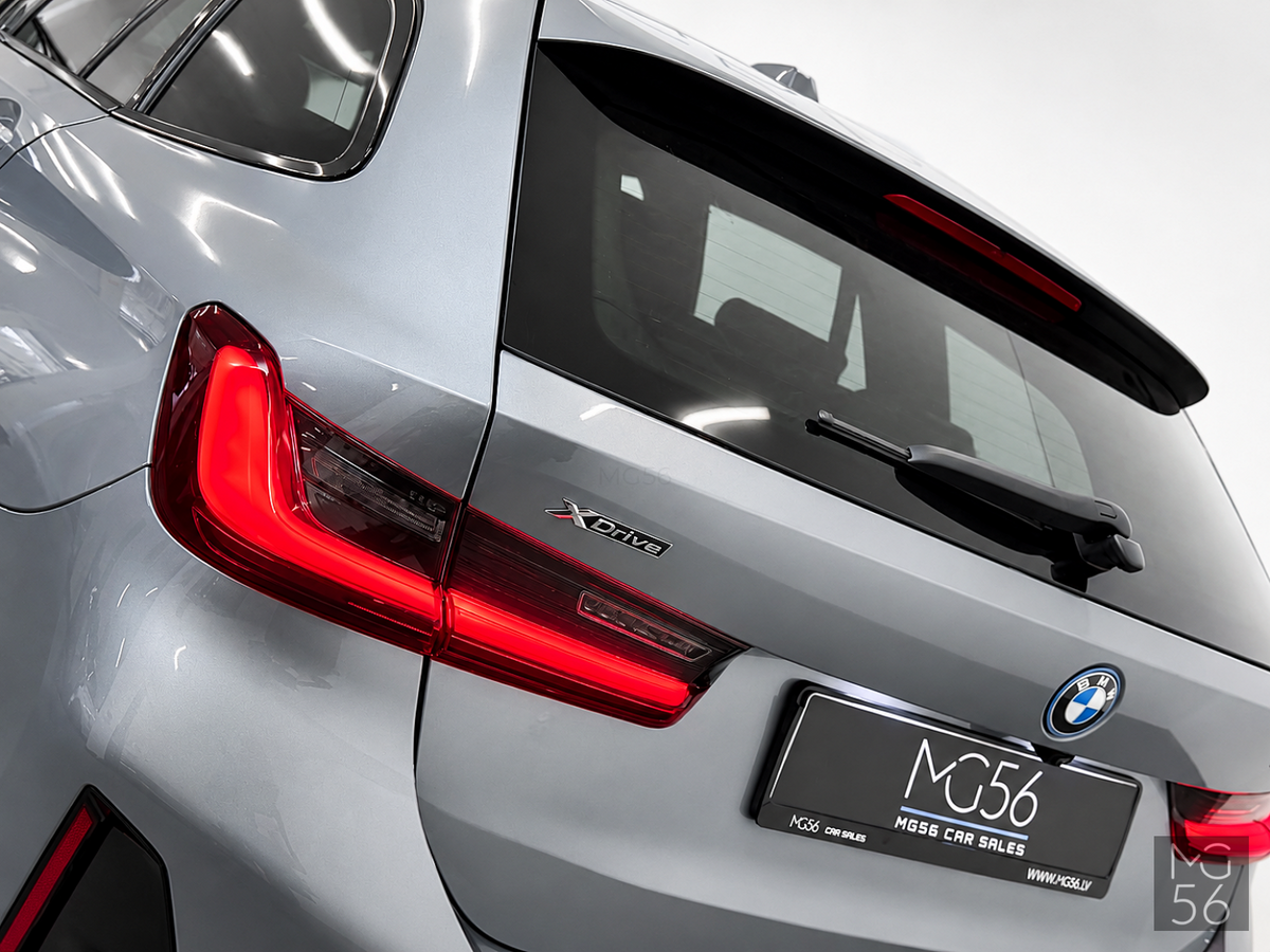 BMW 330E Touring x-Drive M-Sport Package Facelift - BMW