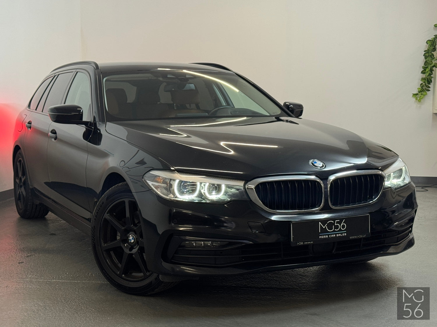 BMW 520D Touring Sport Line x-Drive BMW