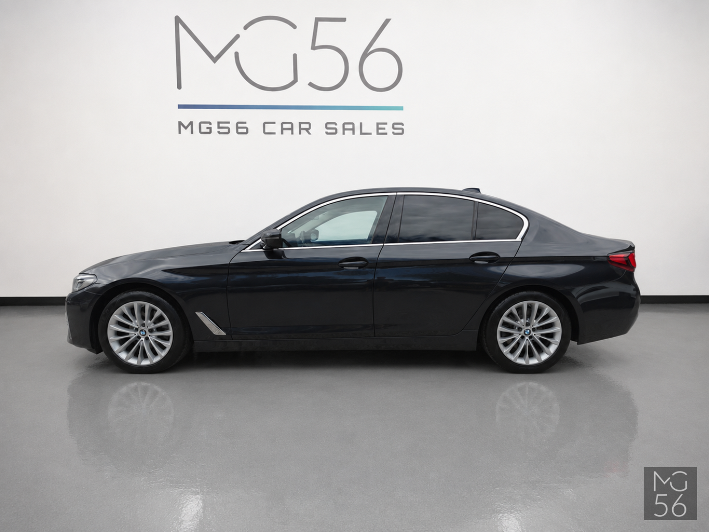 BMW 520d xDrive G30 Luxury Line Sophisto Grey Brilliant Metallic - BMW