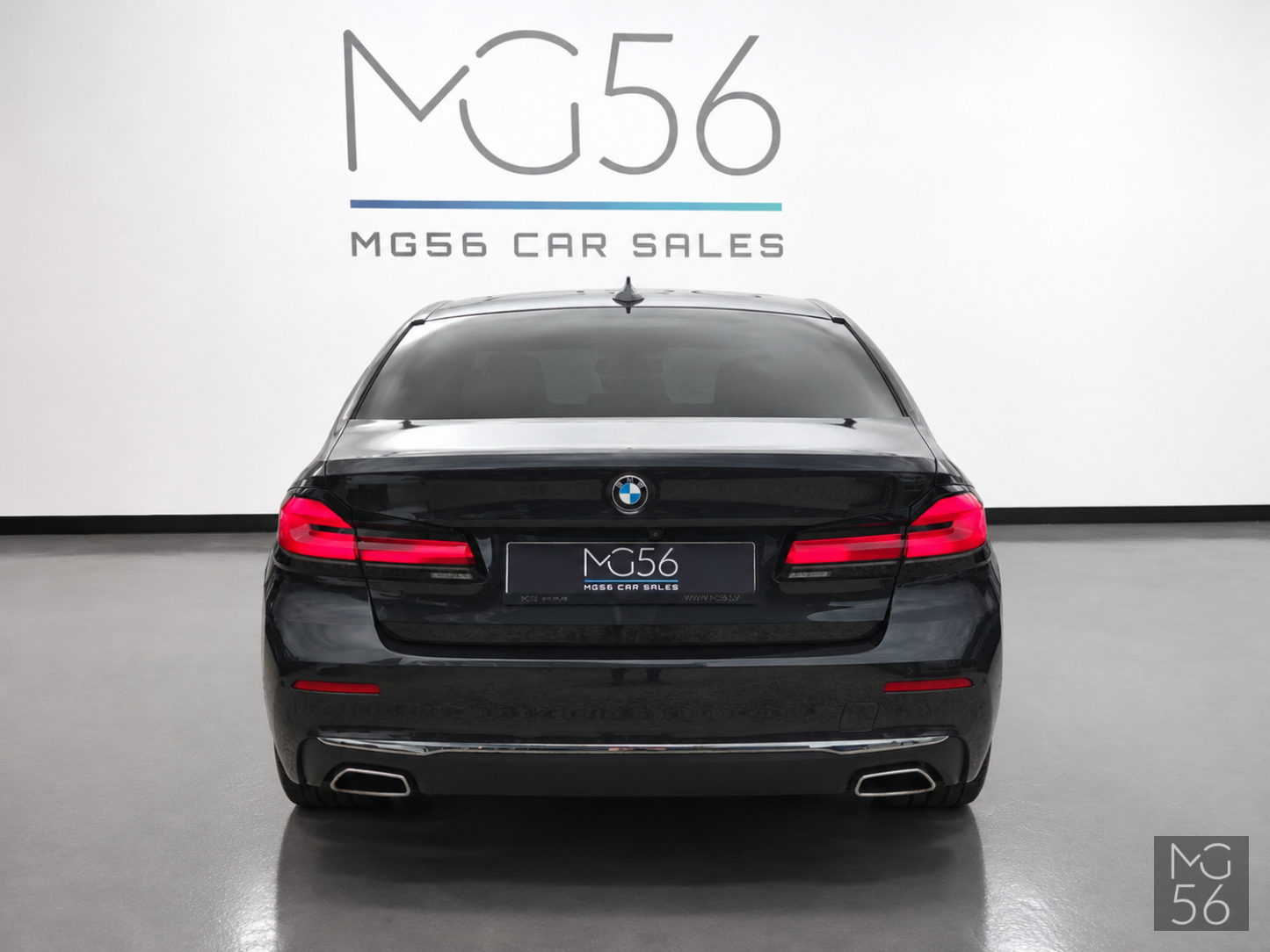BMW 520d xDrive G30 Luxury Line Sophisto Grey Brilliant Metallic - BMW