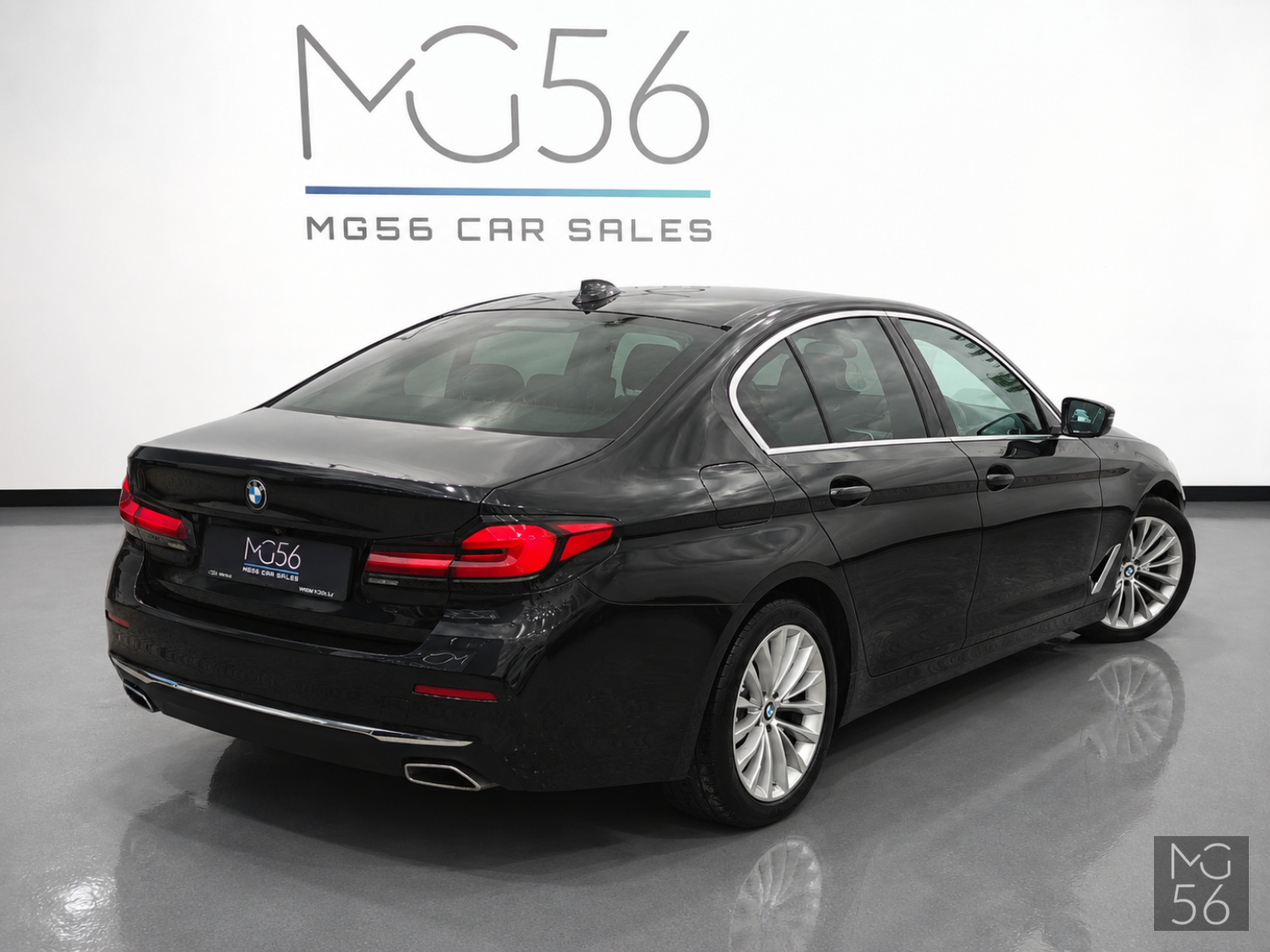 BMW 520d xDrive G30 Luxury Line Sophisto Grey Brilliant Metallic - BMW
