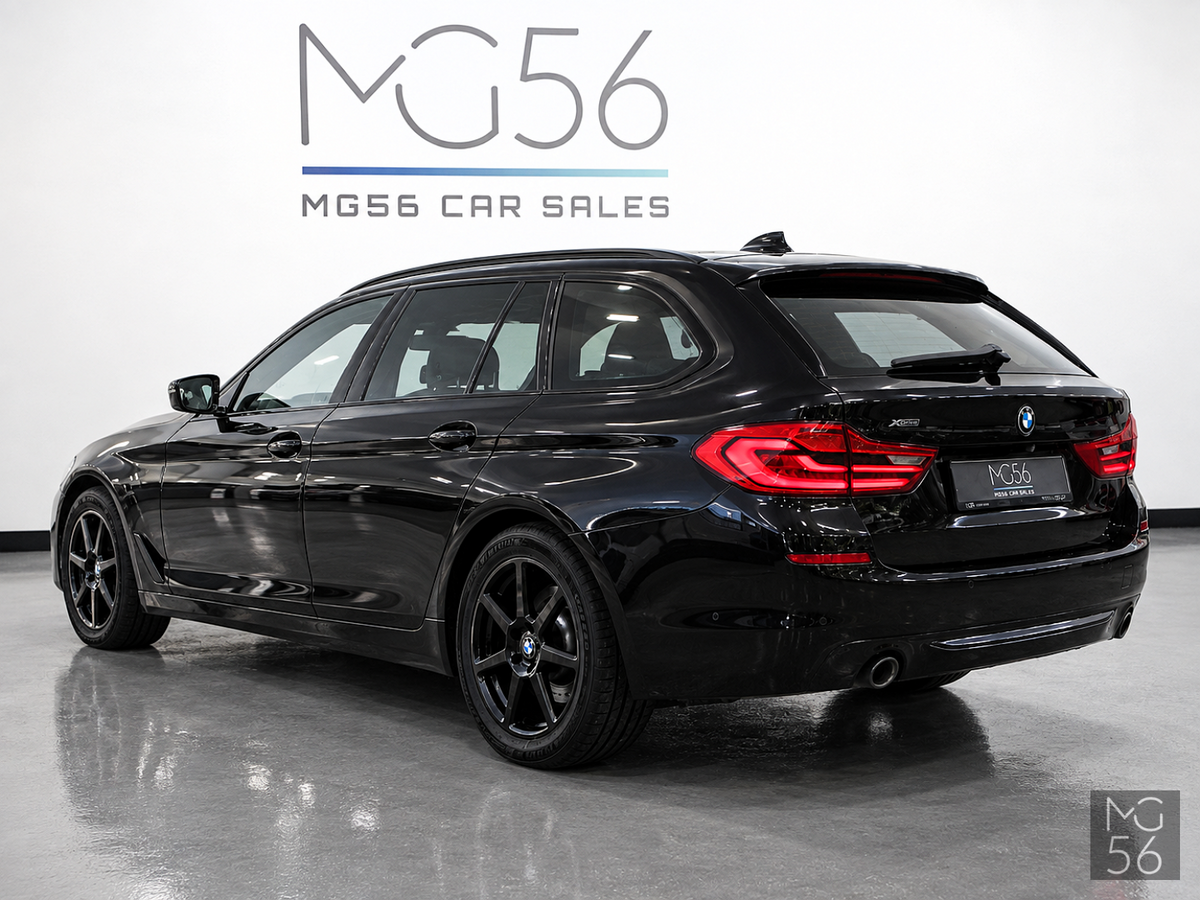 BMW 520d xDrive Touring G31 Sport Line Black II - BMW