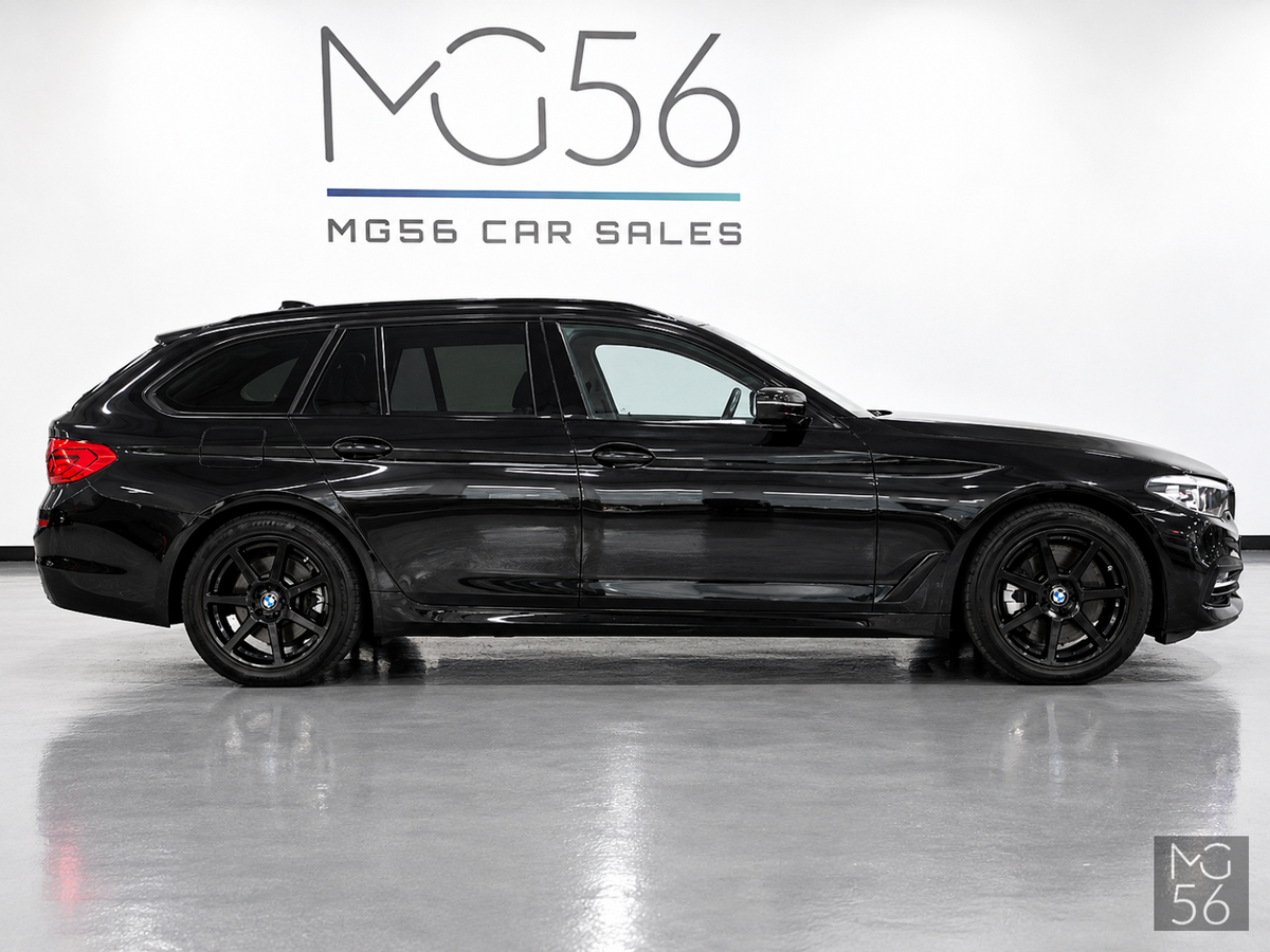 BMW 520d xDrive Touring G31 Sport Line Black II - BMW