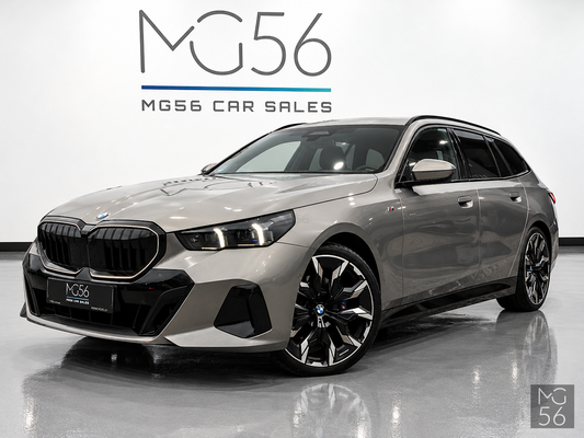 BMW 520d xDrive Touring G61 M Sport Pro MHEV Merino Webasto Harman/Kardon Oxide Grey II Metallic - BMW