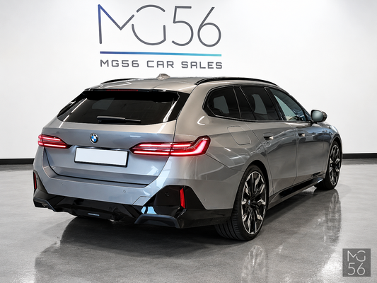 BMW 520d xDrive Touring G61 M Sport Pro MHEV Merino Webasto Harman/Kardon Oxide Grey II Metallic - BMW