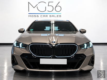 BMW 520d xDrive Touring G61 M Sport Pro MHEV Merino Webasto Harman/Kardon Oxide Grey II Metallic - BMW
