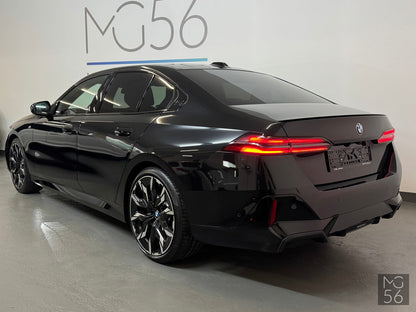 BMW 520i MHEV M-Sport Package Pro BMW