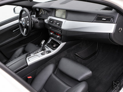 BMW 530d xDrive Touring F11 M Sport Panorama Comfort Seats Navi Professional Alpine White III - BMW