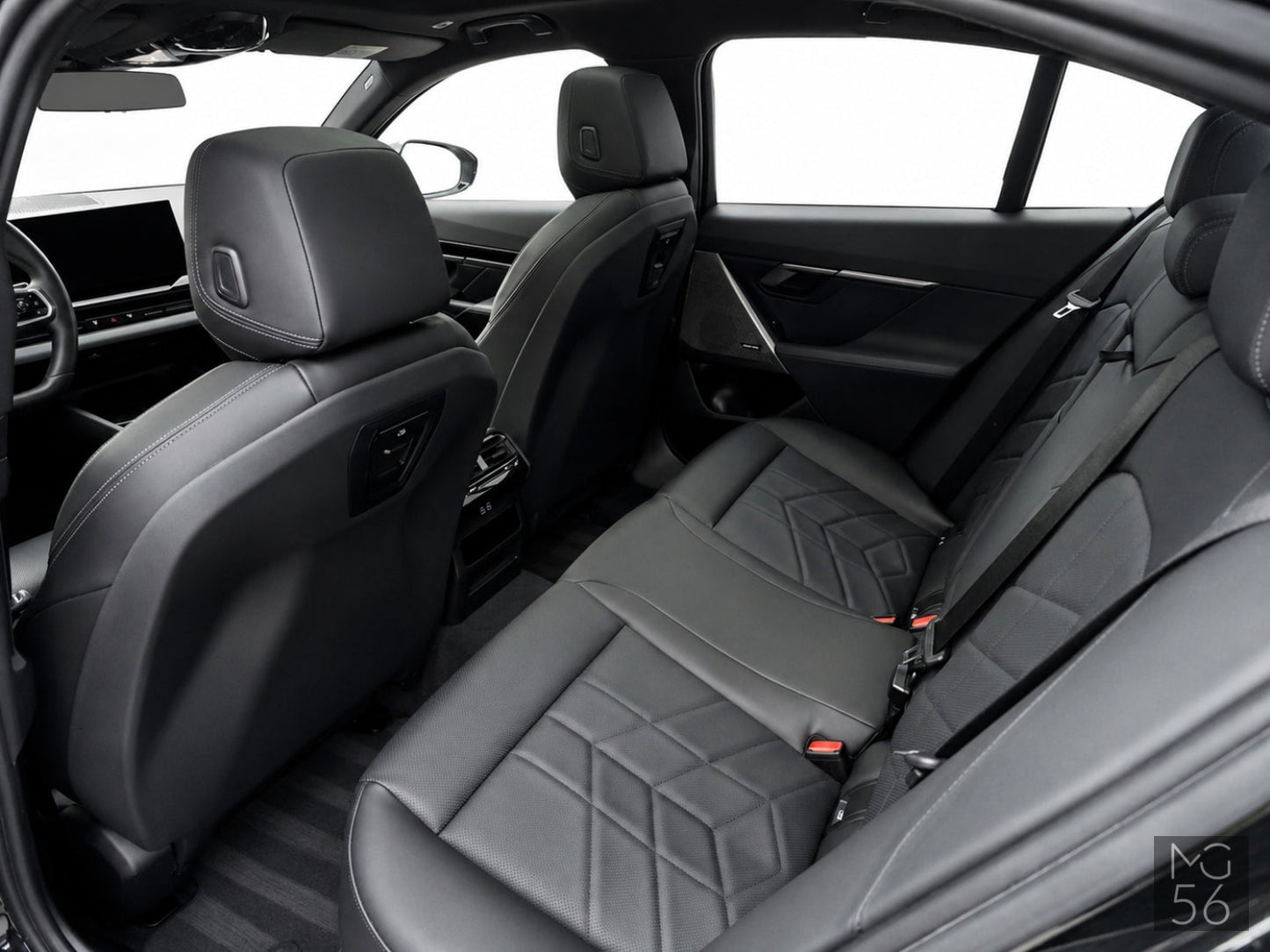 BMW 530e G60 M Sport Black Sapphire Metallic - BMW