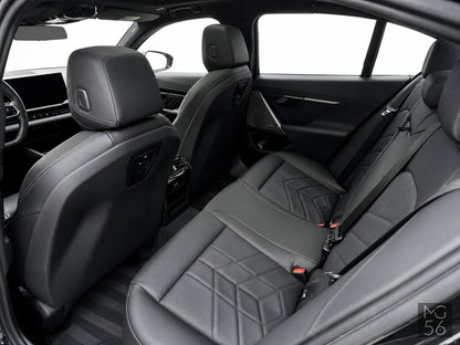 BMW 530e G60 M Sport Black Sapphire Metallic - BMW