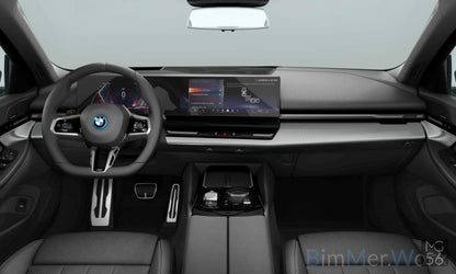 BMW 530e G60 M Sport Black Sapphire Metallic BMW