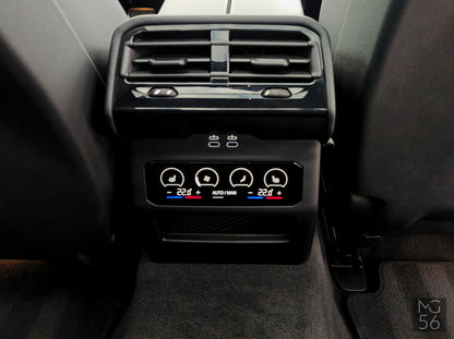 BMW 530e G60 M Sport Black Sapphire Metallic - BMW