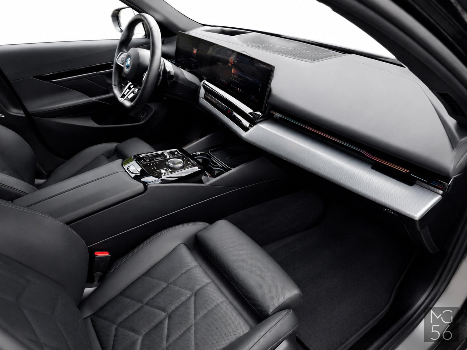 BMW 530e G60 M Sport Black Sapphire Metallic - BMW
