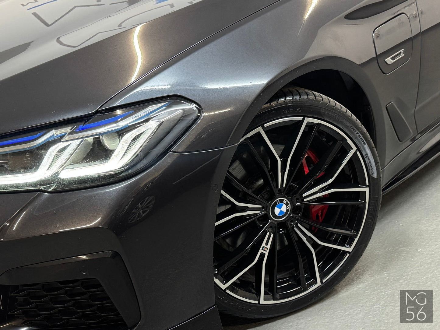 BMW 530e Touring G31 M Sport Sophisto Grey Brilliant Metallic - BMW