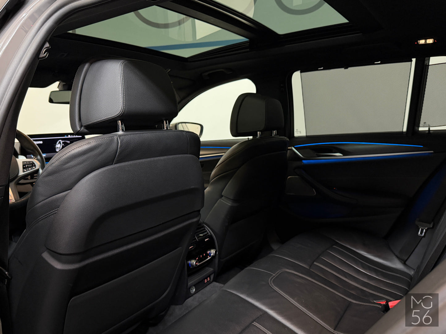 BMW 530E Touring M-Sport Package x-Drive Berninagrau Bernsteineffekt Metallic BMW