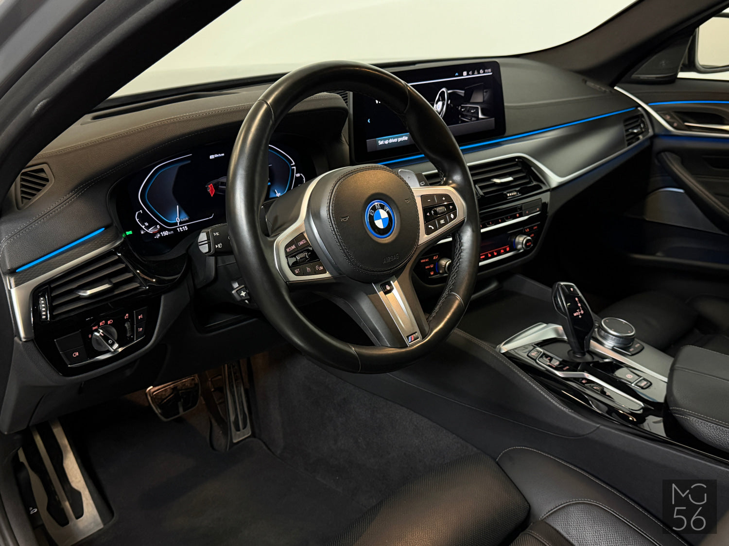 BMW 530E Touring M-Sport Package x-Drive Berninagrau Bernsteineffekt Metallic BMW